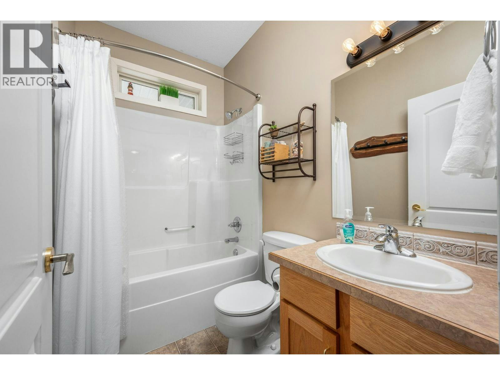7185 Old Kamloops Road, Vernon, BC, V1H 1W6 - 16