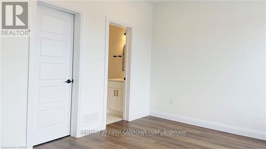 104-361 Quarter Town Line, Tillsonburg, ON, N4K 0K2 - 25