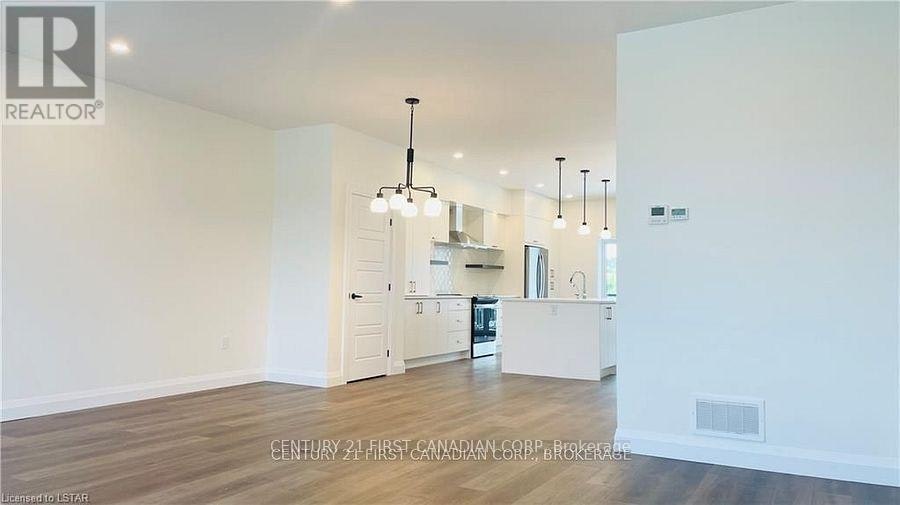 104-361 Quarter Town Line, Tillsonburg, ON, N4K 0K2 - 13