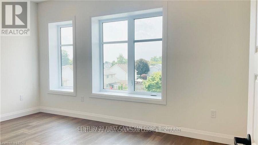 104-361 Quarter Town Line, Tillsonburg, ON, N4K 0K2 - 23