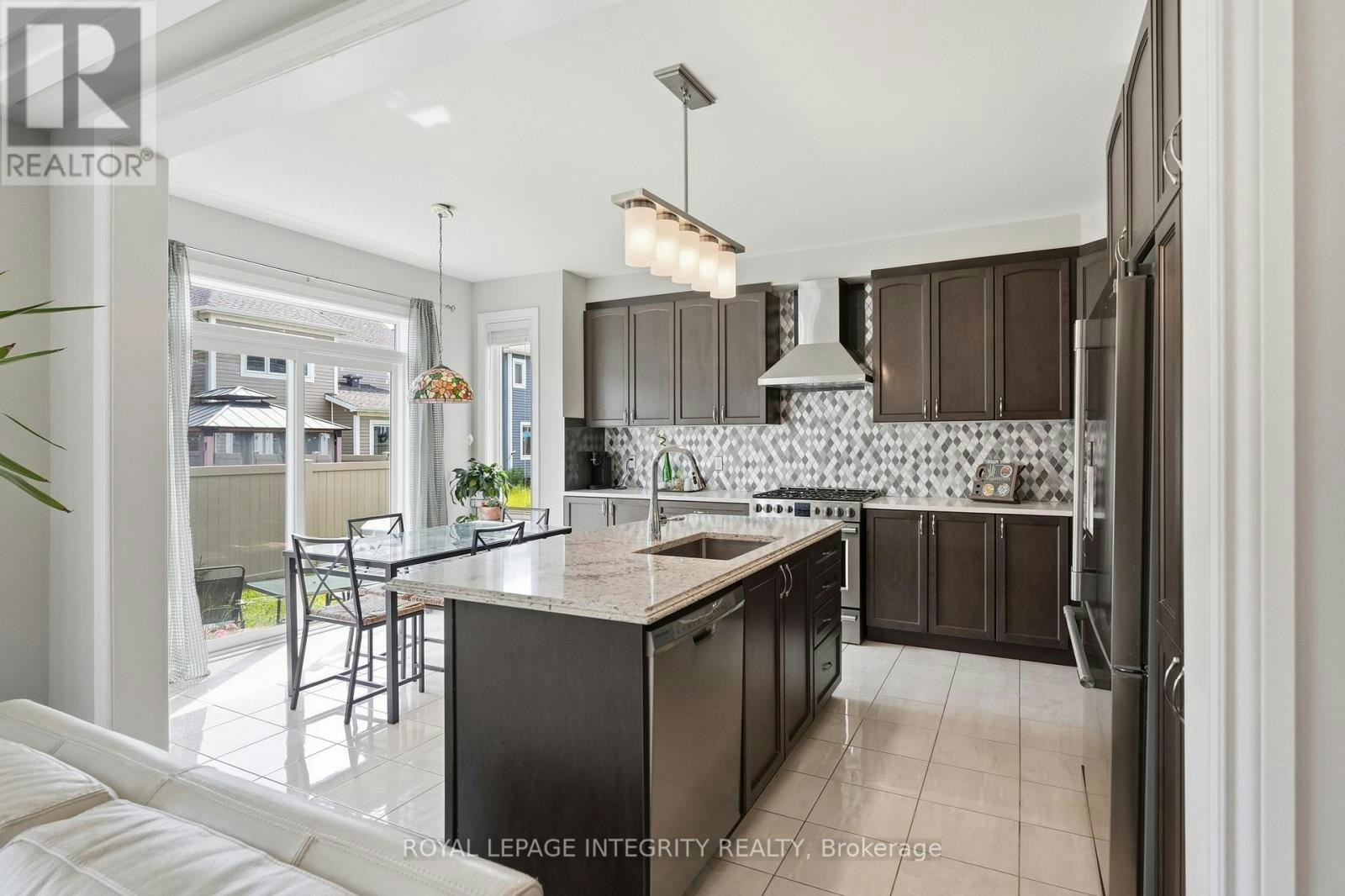 224 Ponderosa Street, Ottawa, ON, K2S 1E7 - 13