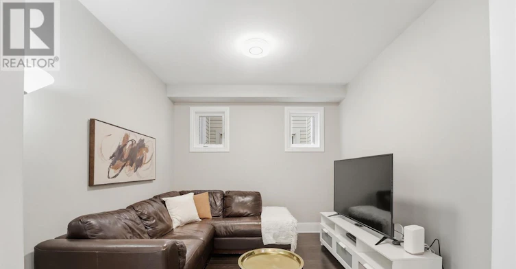 224 Ponderosa Street, Ottawa, ON, K2S 1E7 - 8