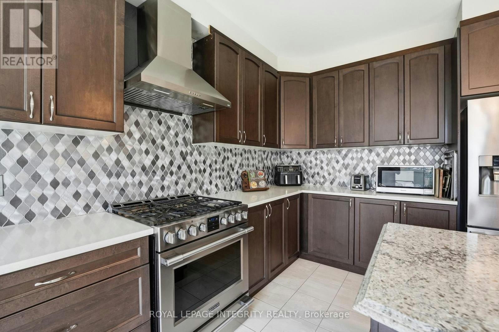 224 Ponderosa Street, Ottawa, ON, K2S 1E7 - 17