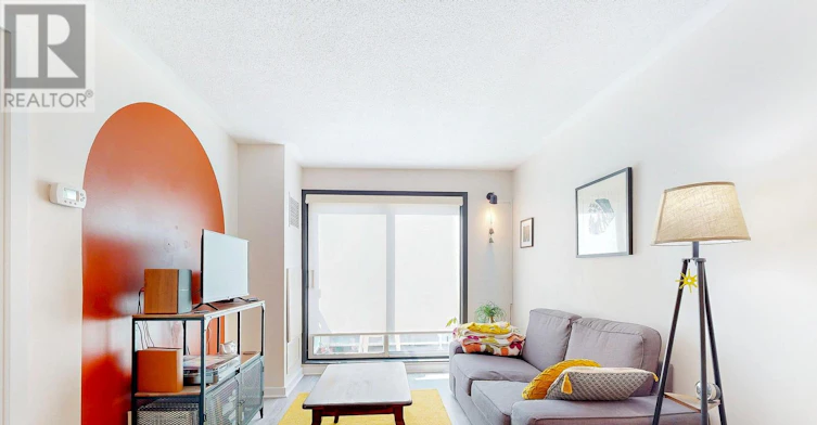 203-138 Somerset Street, Ottawa, ON, K2P 0A3 - 14