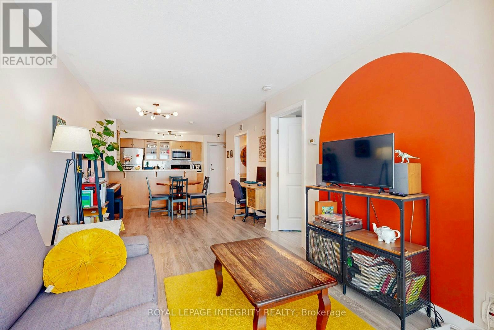 203-138 Somerset Street, Ottawa, ON, K2P 0A3 - 15