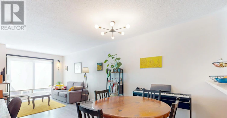 203-138 Somerset Street, Ottawa, ON, K2P 0A3 - 11