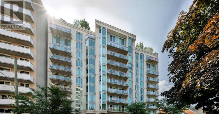 203-138 Somerset Street, Ottawa, ON, K2P 0A3