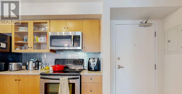 203-138 Somerset Street, Ottawa, ON, K2P 0A3 - 8