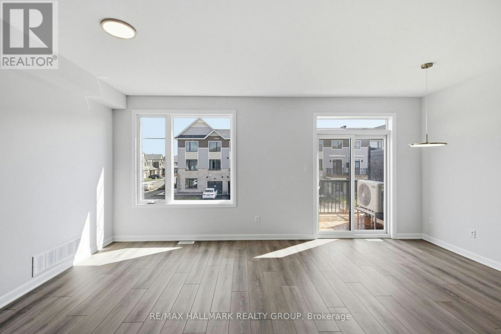 783 Tadpole Crescent, Ottawa, ON, K2J 7M9 - 4