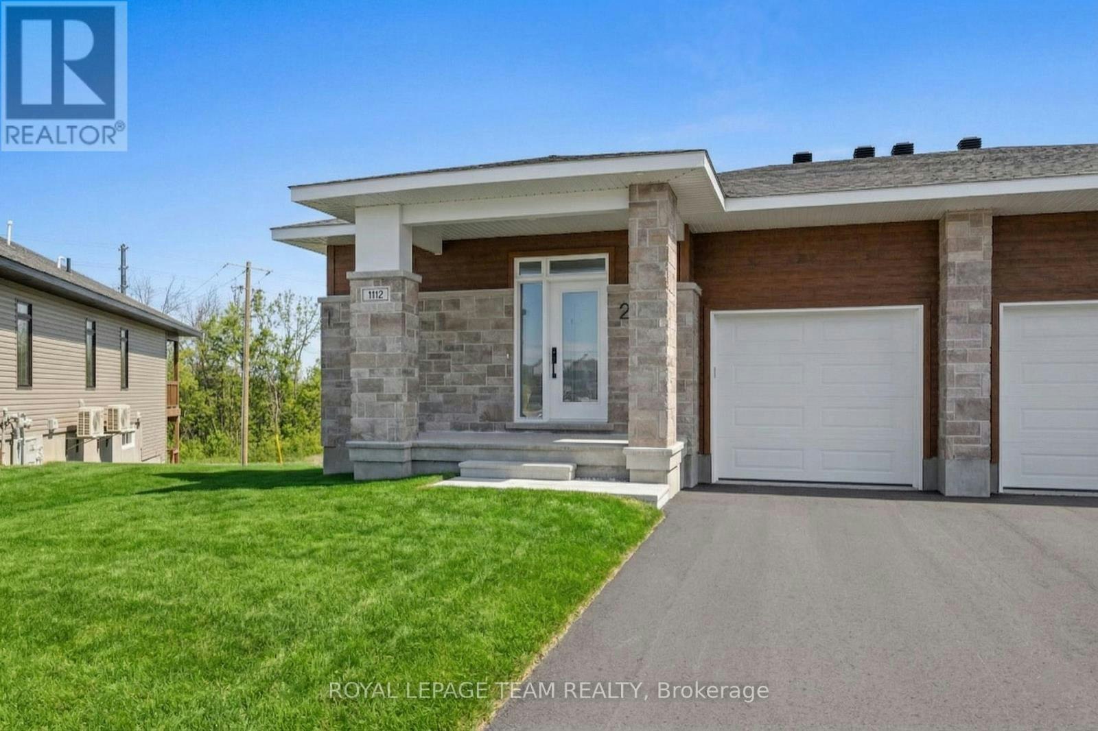 2-1098 Moore Street, Brockville, ON, K6V 7N1