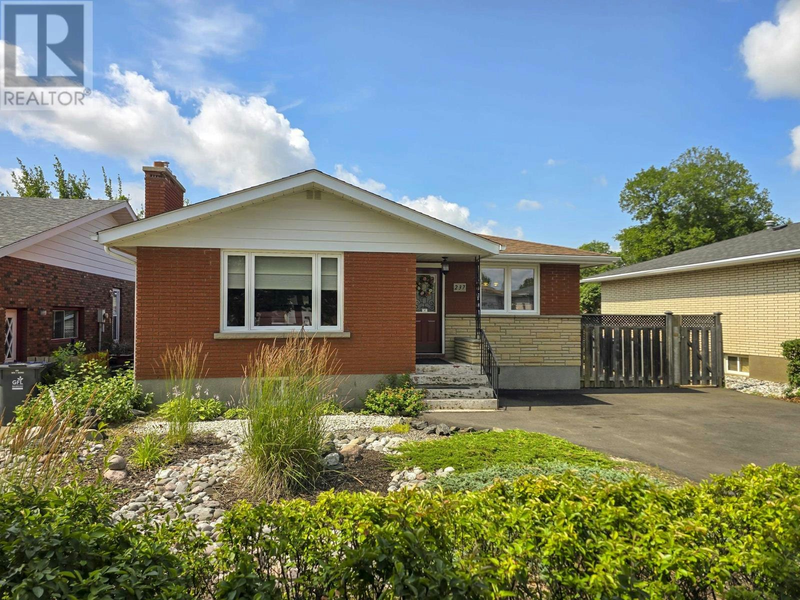 237 Anten Street, Thunder Bay, ON, P7B 5J5