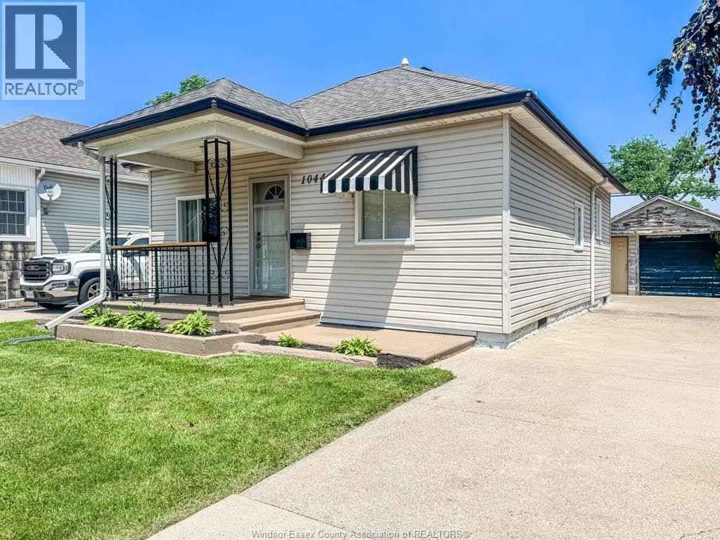1044 Reedmere Road, Windsor, ON, N8S 2M1
