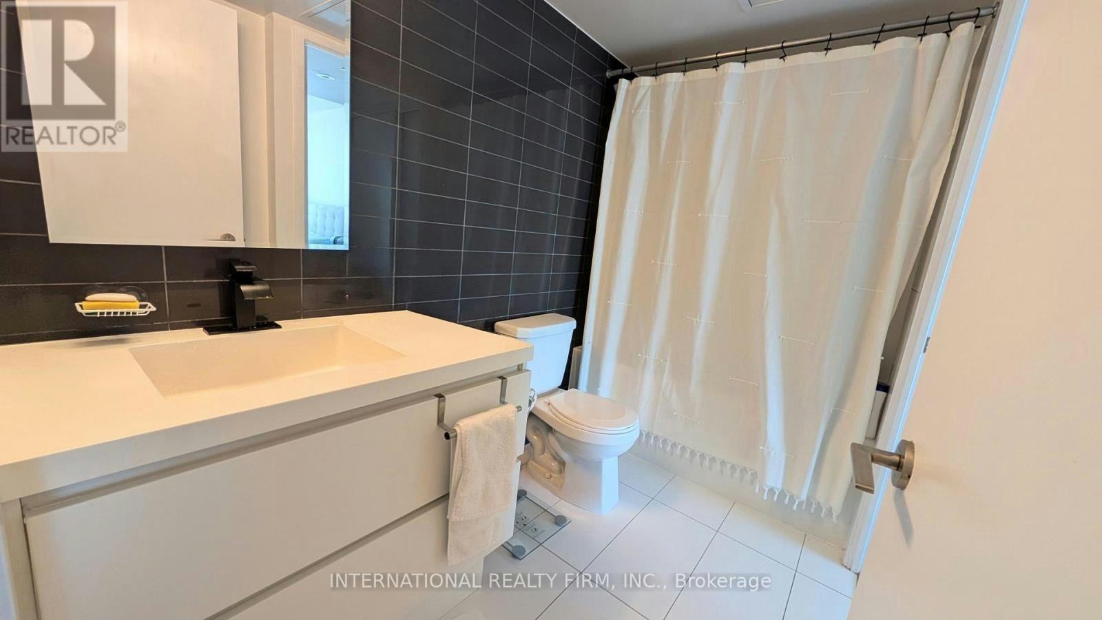 2110-85 Queens Wharf Road, Toronto, ON, M5V 0J9 - 10