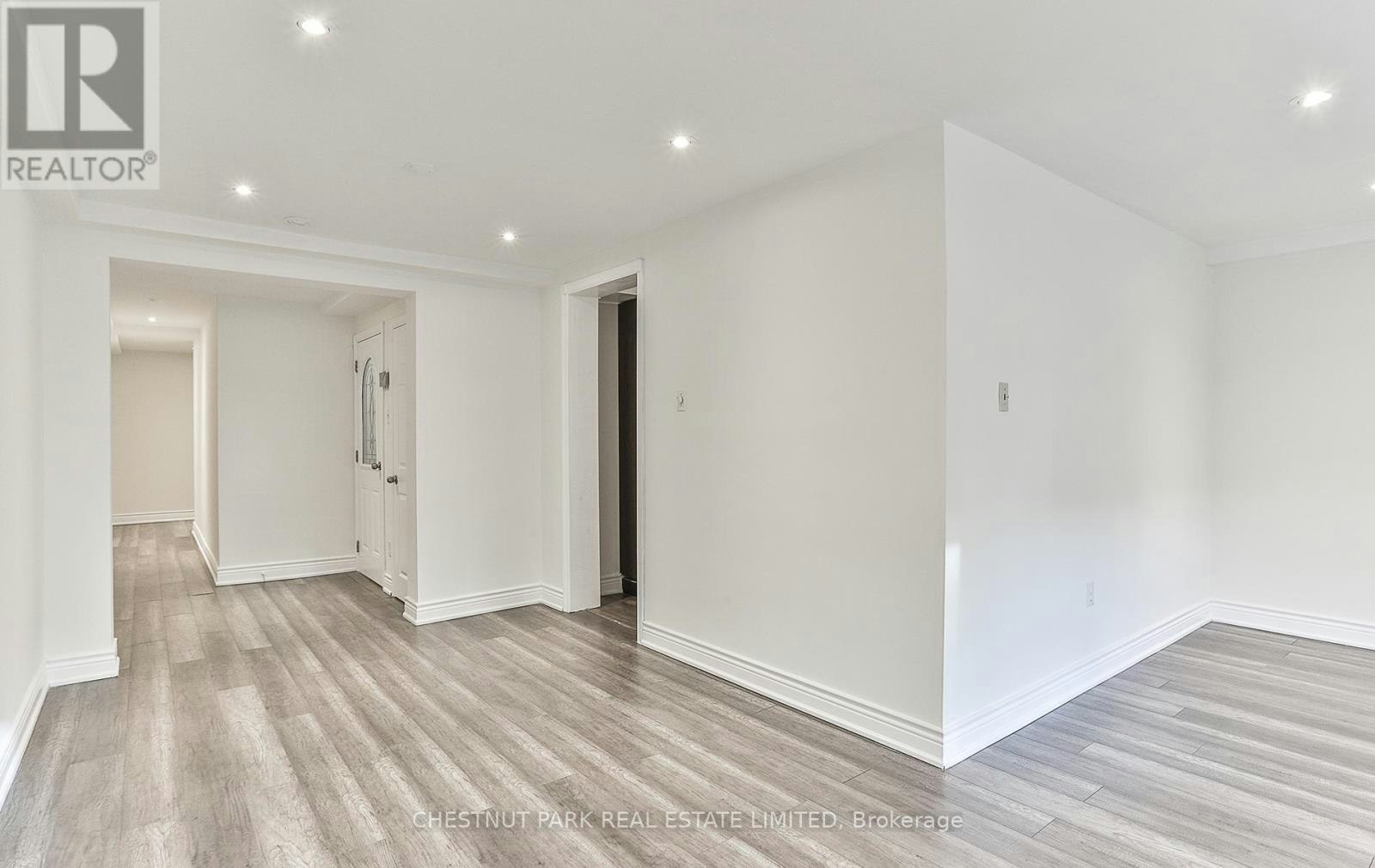 1-76 Walmsley Boulevard, Toronto, ON, M4V 1X6 - 4