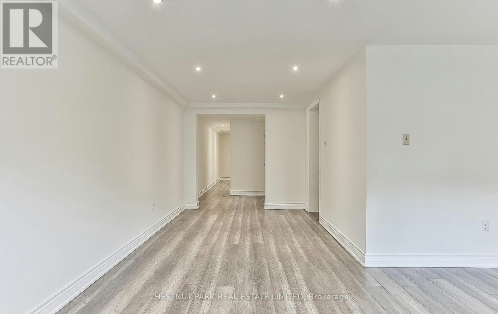 1-76 Walmsley Boulevard, Toronto, ON, M4V 1X6 - 16
