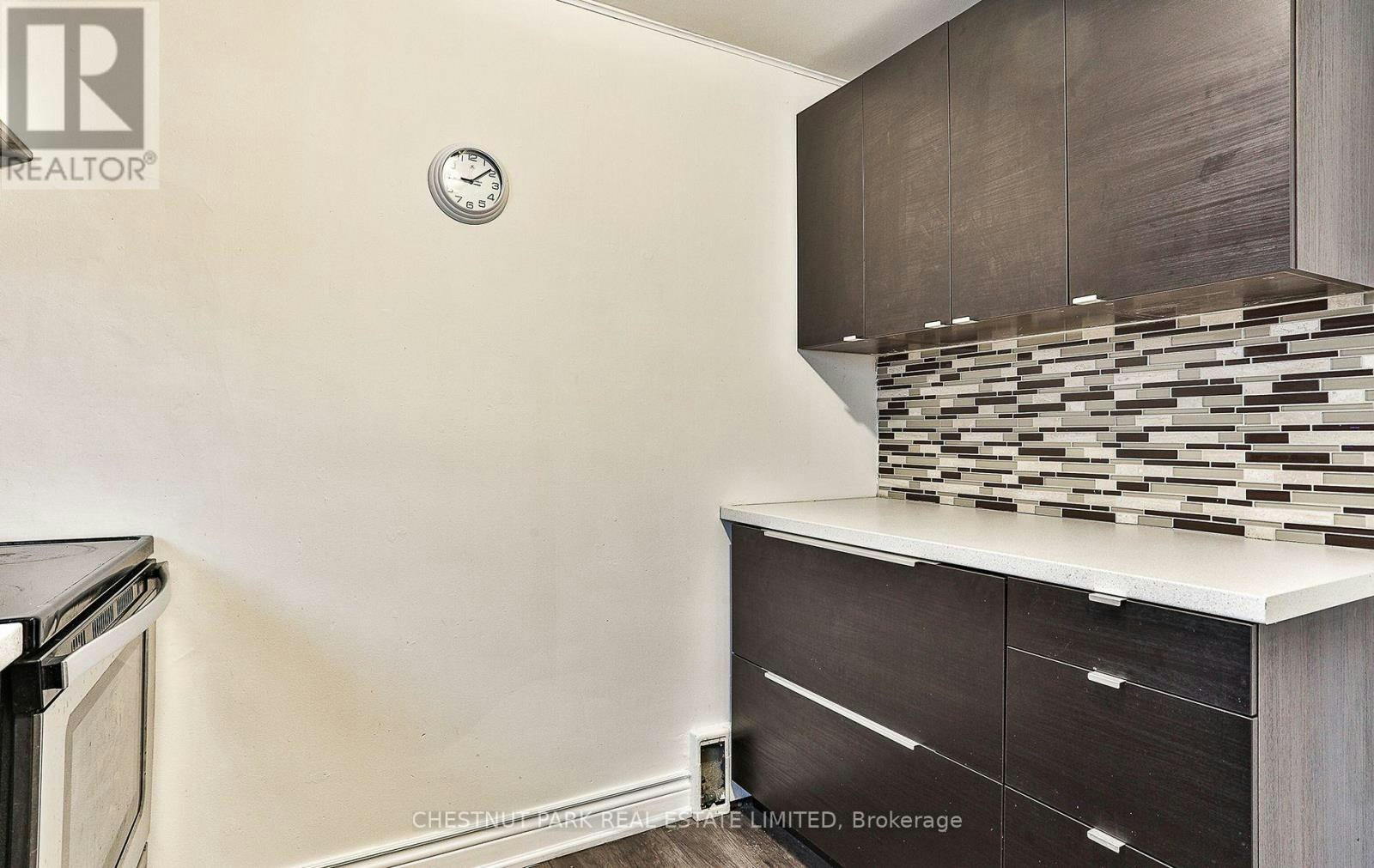 1-76 Walmsley Boulevard, Toronto, ON, M4V 1X6 - 8