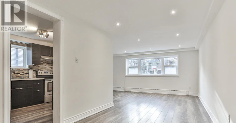 1-76 Walmsley Boulevard, Toronto, ON, M4V 1X6 - 3