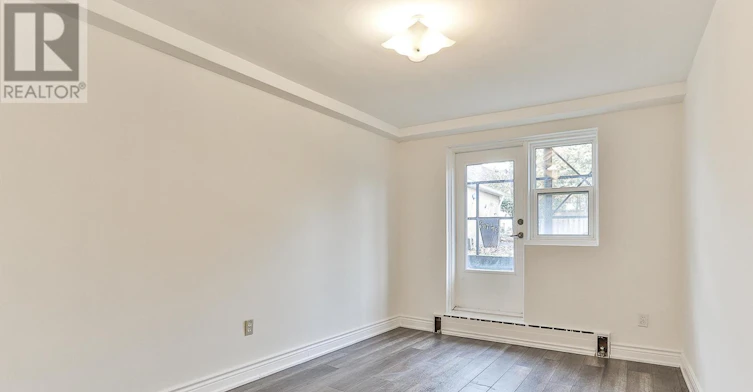 1-76 Walmsley Boulevard, Toronto, ON, M4V 1X6 - 19