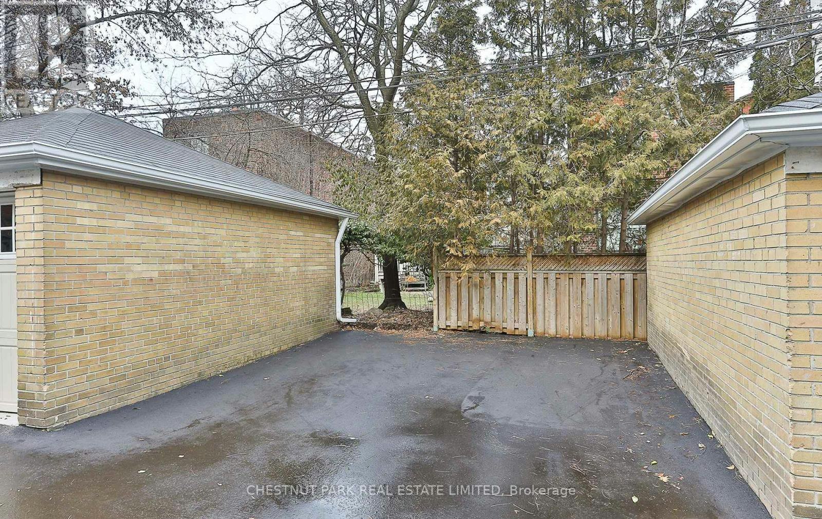 1-76 Walmsley Boulevard, Toronto, ON, M4V 1X6 - 28