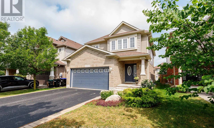 7 Kayla Crescent