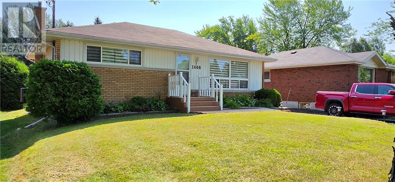 1466 Agincourt Avenue, Greater Sudbury, ON, P3A 3K1