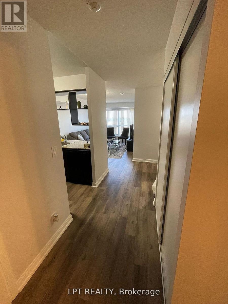 812-181 Village Green Square, Toronto, ON, M1S 0K6 - 8