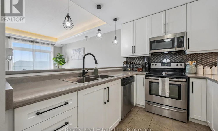 314-2 Colonial Drive