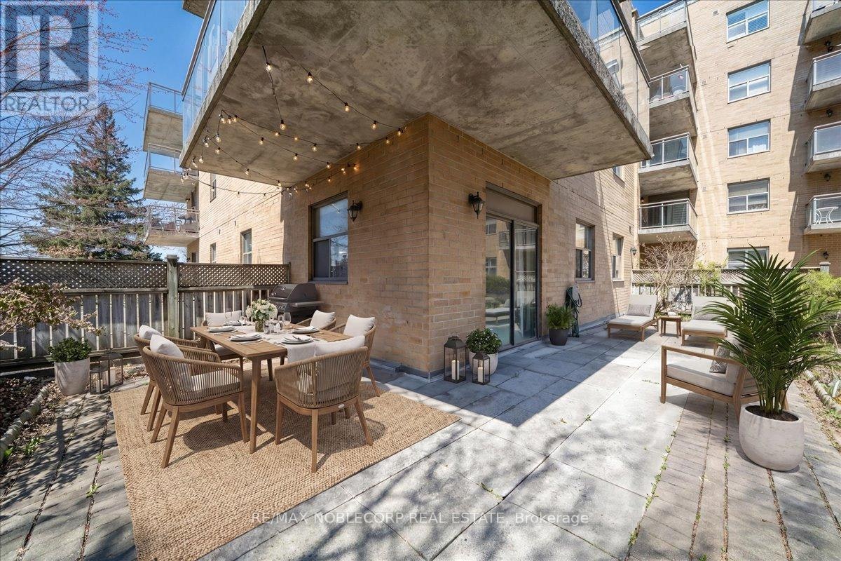 111-2502 Rutherford Road, Vaughan, ON, L4K 5N6