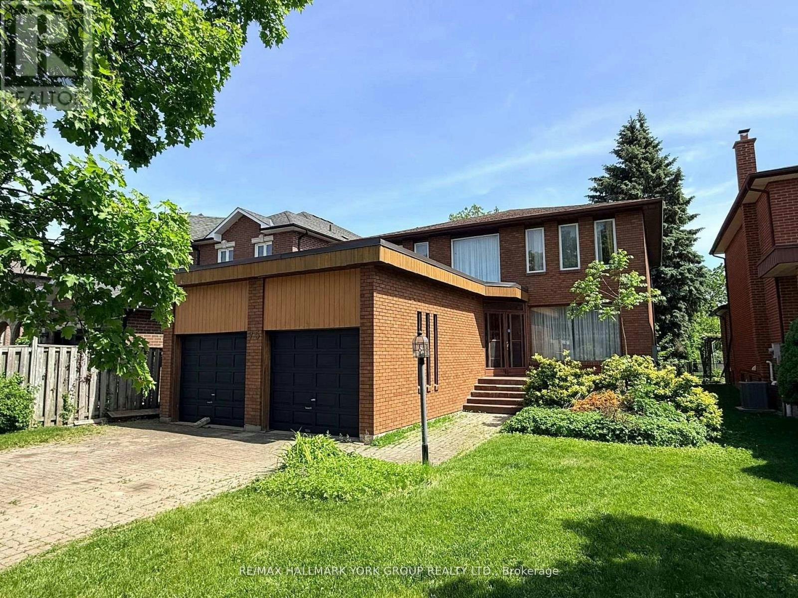 75 Spruce Avenue, Richmond Hill, ON, L4C 6V9