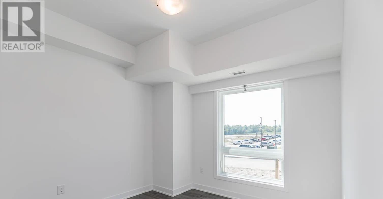 101-8 Culinary Lane, Barrie, ON, L9J 0J9 - 11