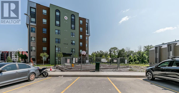 101-8 Culinary Lane, Barrie, ON, L9J 0J9 - 17
