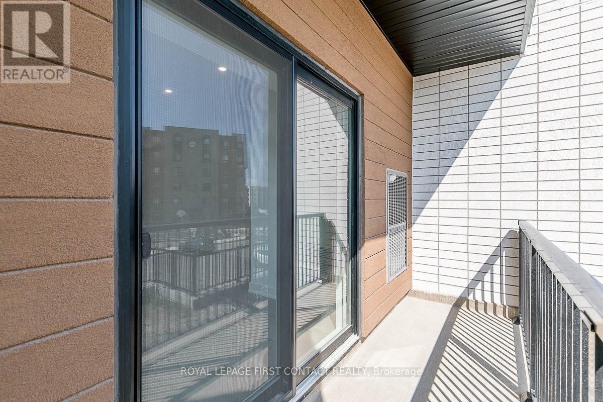 101-8 Culinary Lane, Barrie, ON, L9J 0J9 - 15
