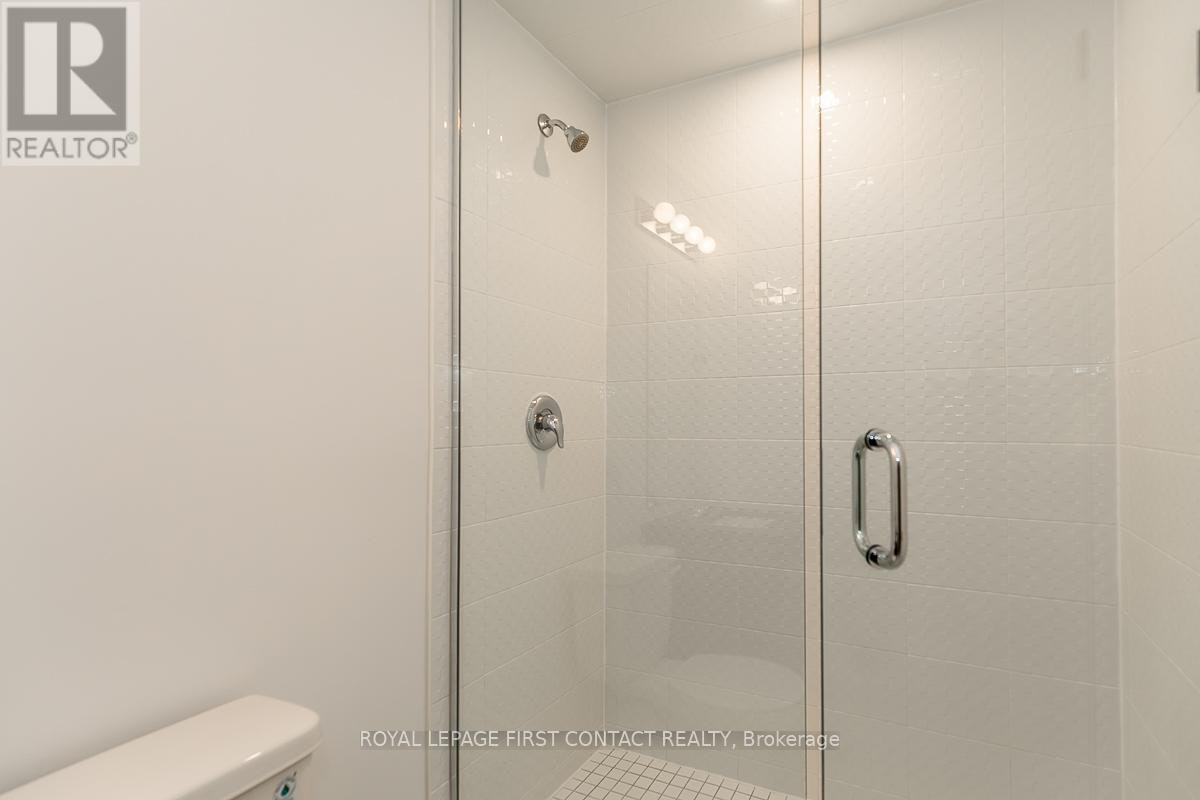 101-8 Culinary Lane, Barrie, ON, L9J 0J9 - 14