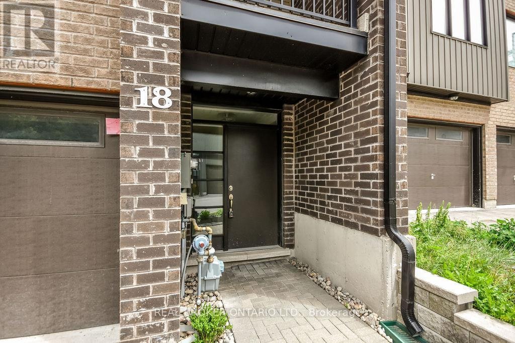 18-199 Ardagh Road, Barrie, ON, L4N 3V5 - 3