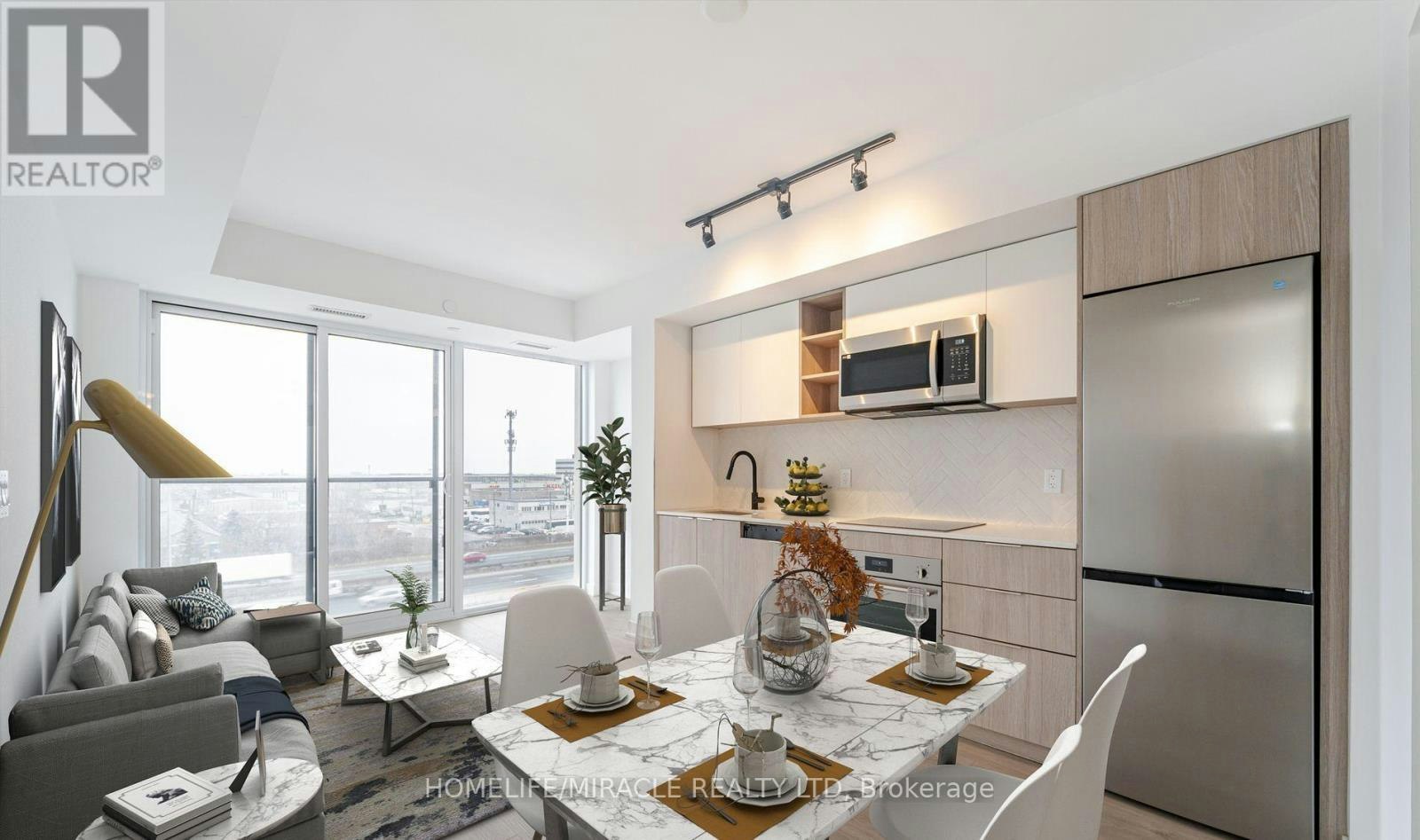 327-36 Zorra Street, Toronto, ON, M8Z 0G9 - 3
