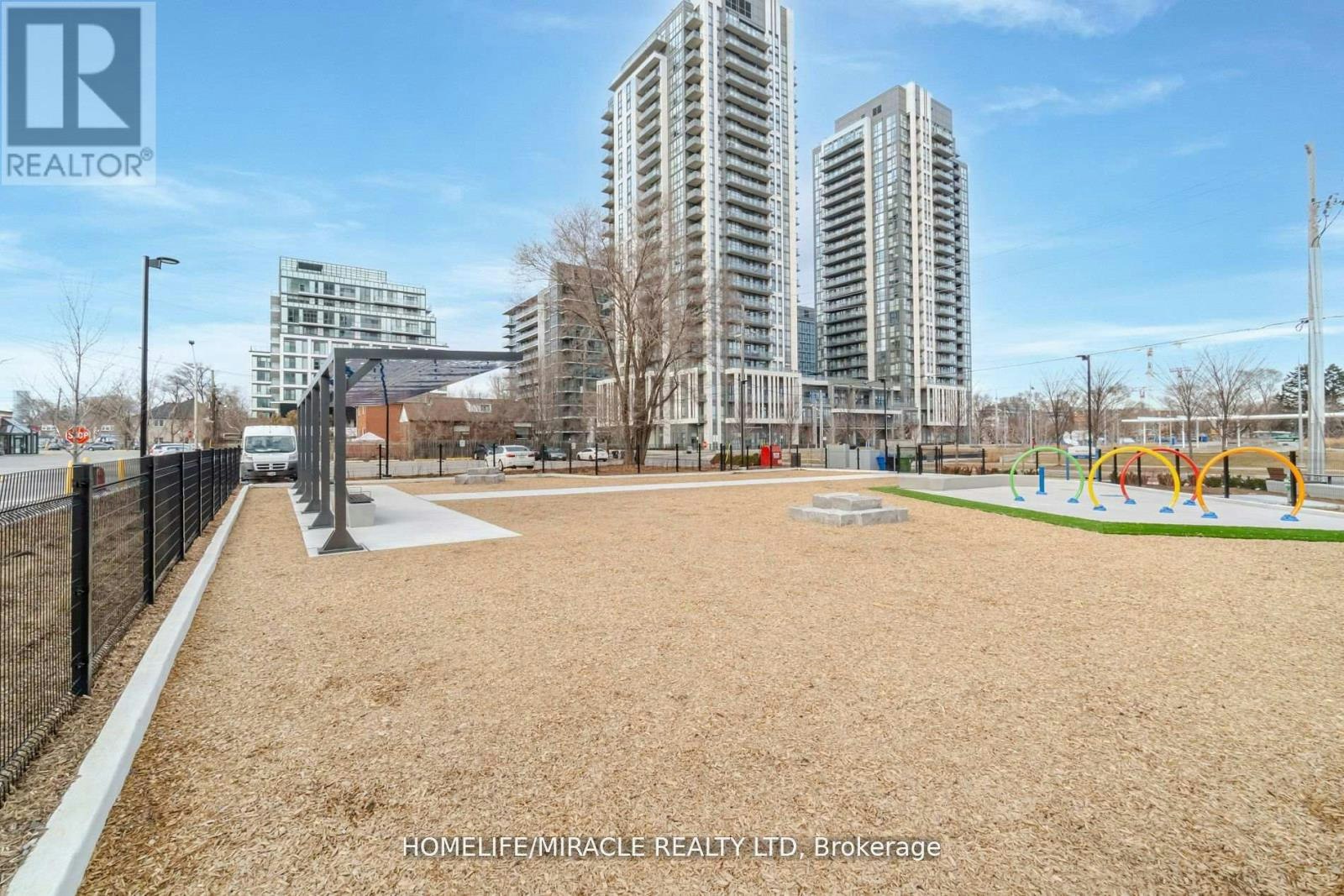 327-36 Zorra Street, Toronto, ON, M8Z 0G9 - 9