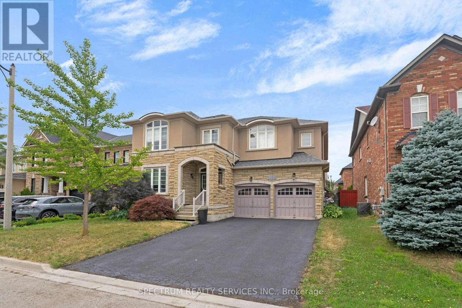 24 Aristocrat Road, Brampton, ON, L6P 1X7