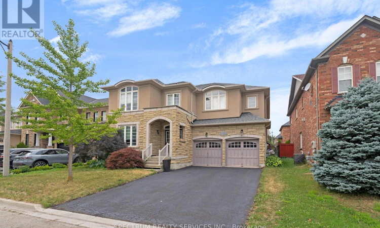 24 Aristocrat Road