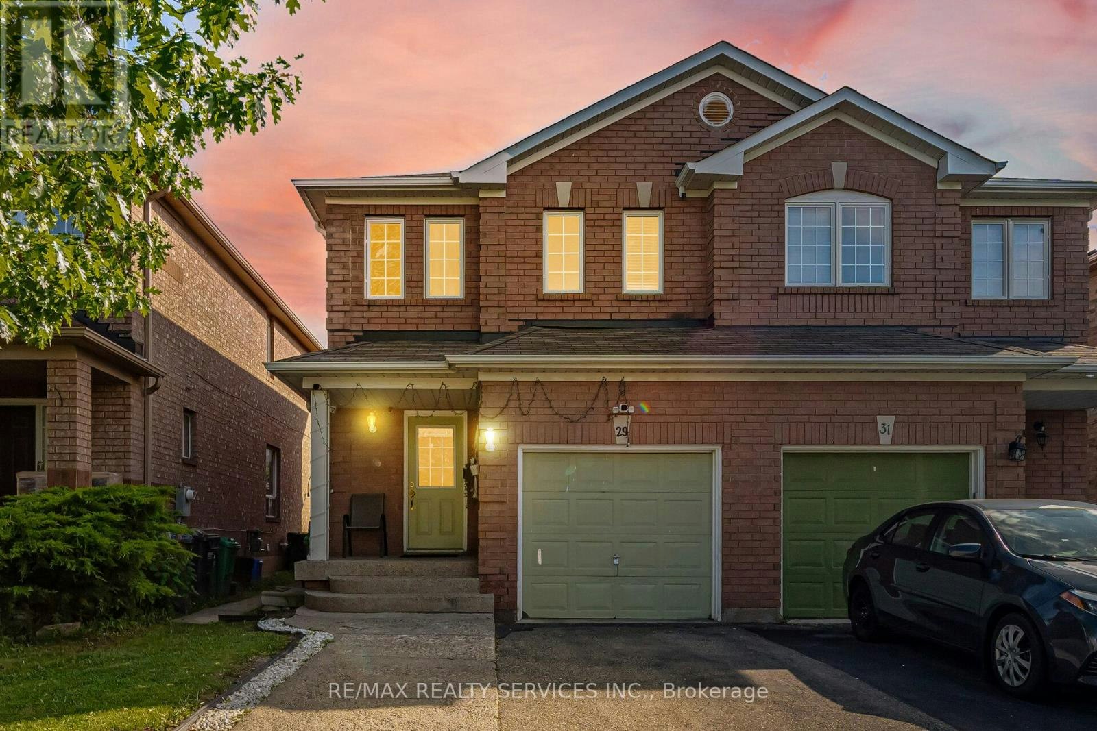 29 Lonestar Crescent, Brampton, ON, L7A 2H9