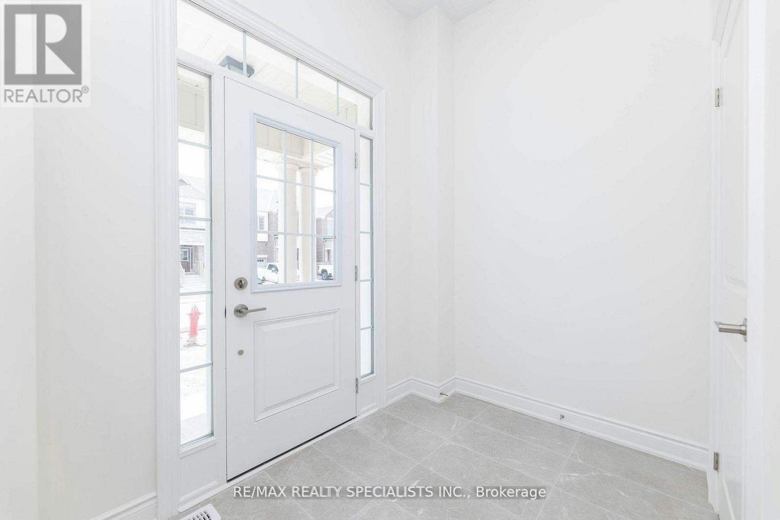 86 Bermondsey Way, Brampton, ON, L6Y 6K9 - 2