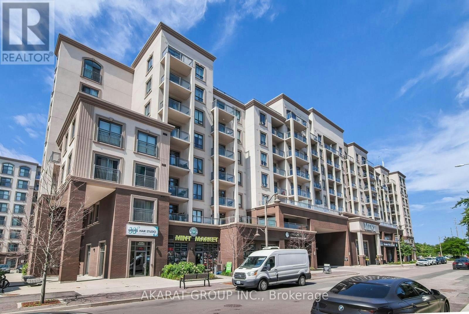 803-2486 Old Bronte Road, Oakville, ON, L6M 0Y4 - 2
