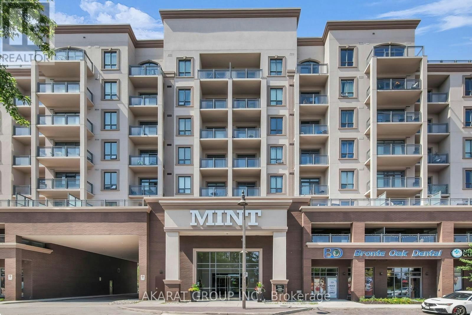 803-2486 Old Bronte Road, Oakville, ON, L6M 0Y4