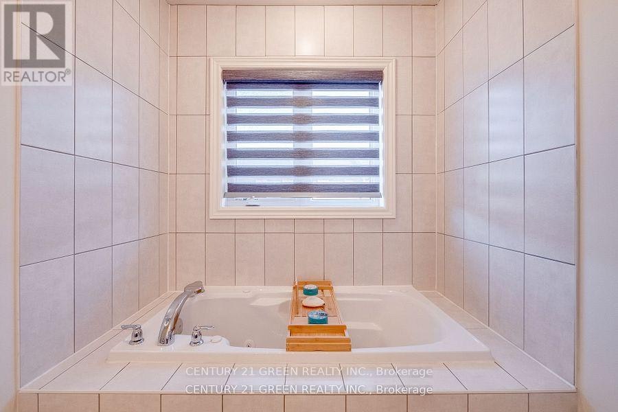 86 Colville Place, Milton, ON, L9E 1G8 - 26