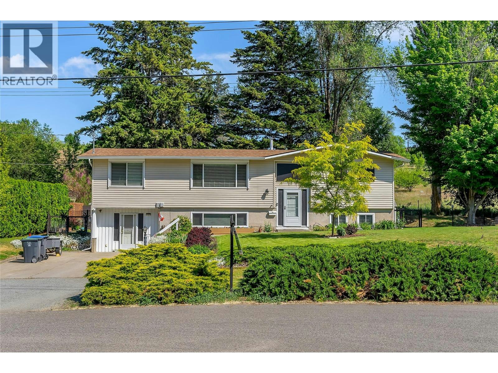 2545 Colleen Road, West Kelowna, BC, V1Z 2K6