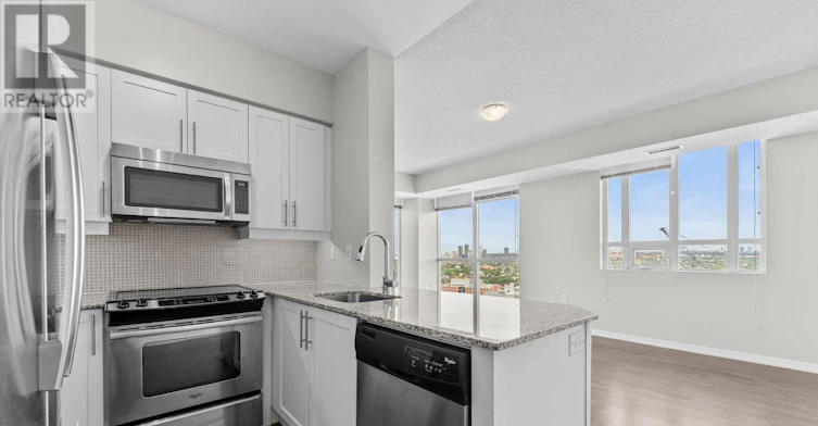 2815-125 Western Battery Road, Toronto, ON, M6K 3R8 - 5