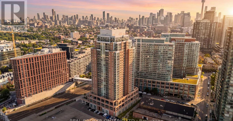 2815-125 Western Battery Road, Toronto, ON, M6K 3R8