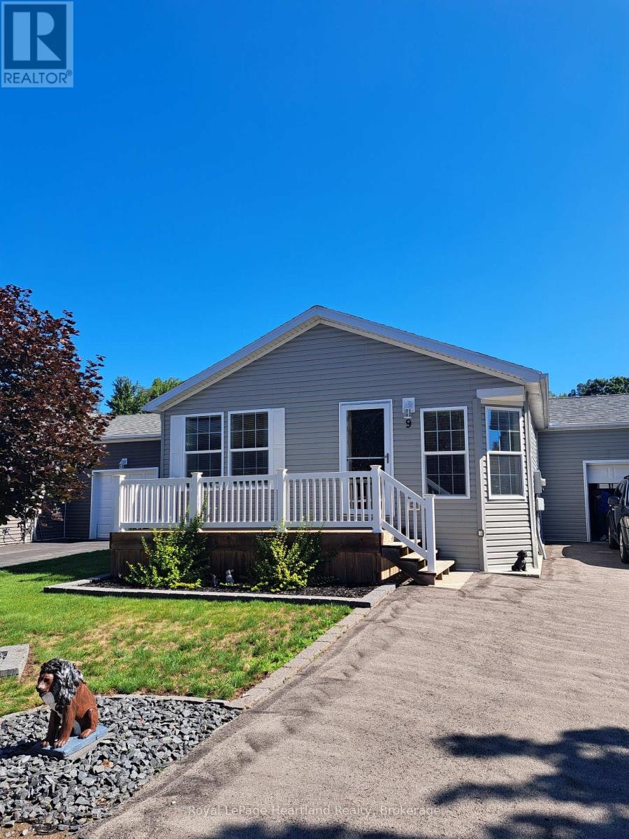 9 Bond Street, Strathroy, ON, N7G 0C5