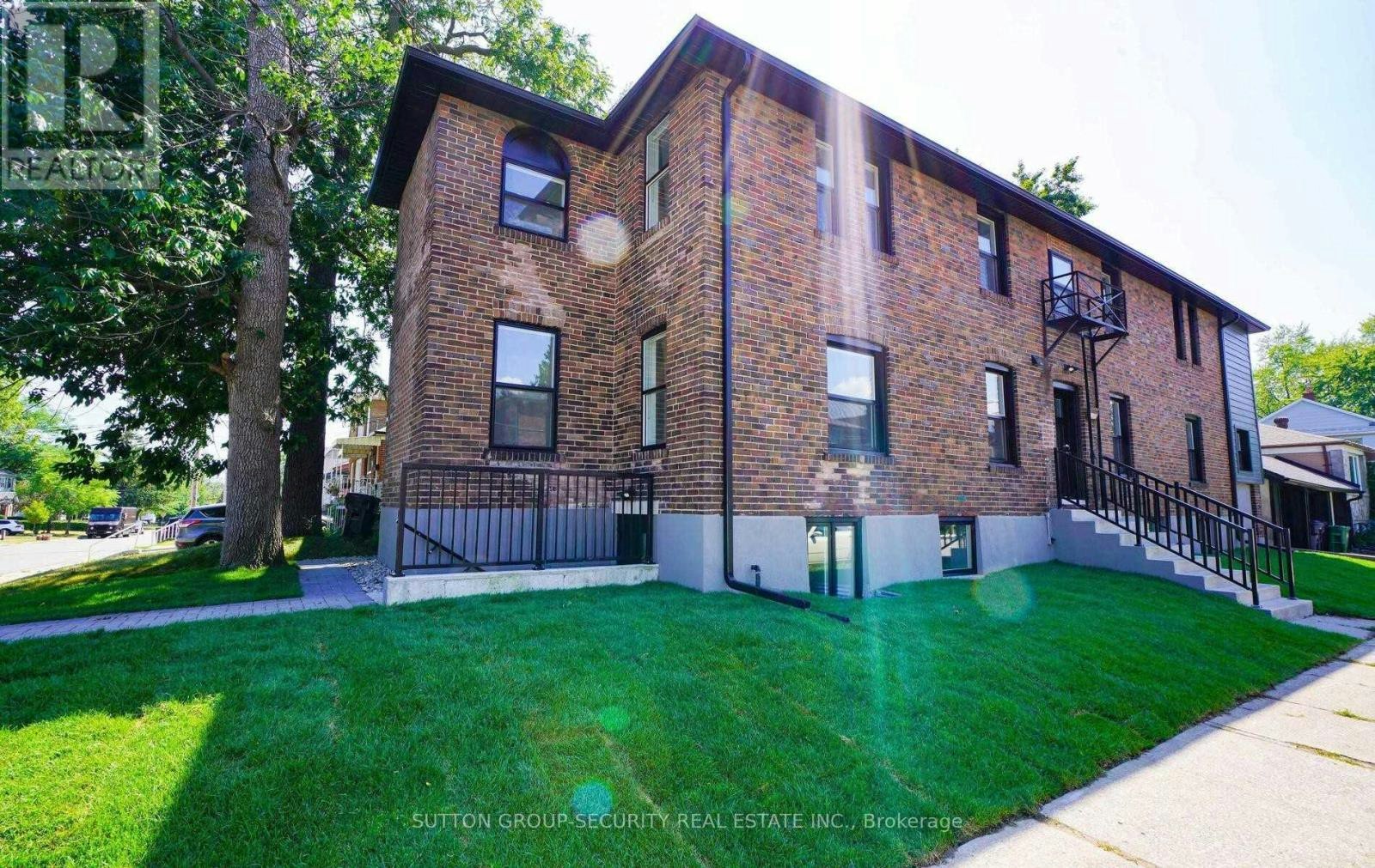 6-92 Twelfth Street, Toronto, ON, M8V 5H1 - 2