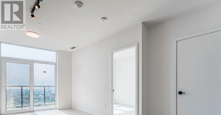 2411-10 Graphophone Grove, Toronto, ON, M6H 0E5 - 10