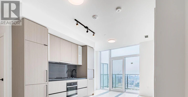 2411-10 Graphophone Grove, Toronto, ON, M6H 0E5 - 8